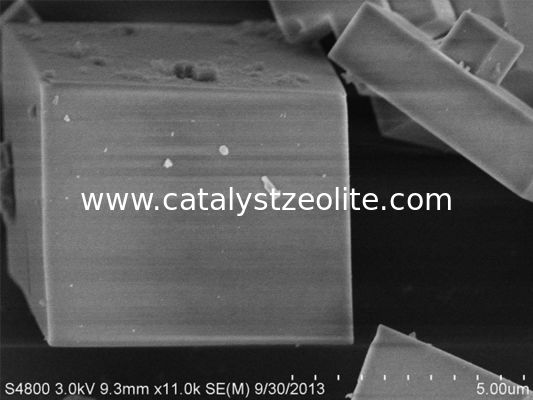 보조 대리인을 입히기를 위한 1.5µm 분자체 비석 SAPO 34 촉매